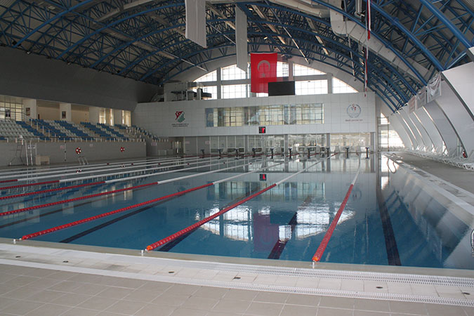 Niğde Olimpik Yüzme Havuzu